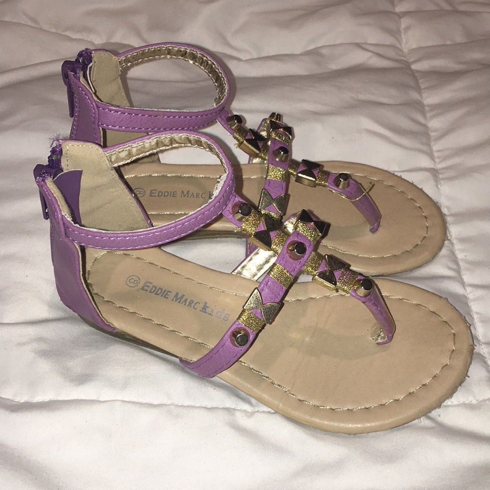 Girls size 8 sandals - Picture 2 of 5